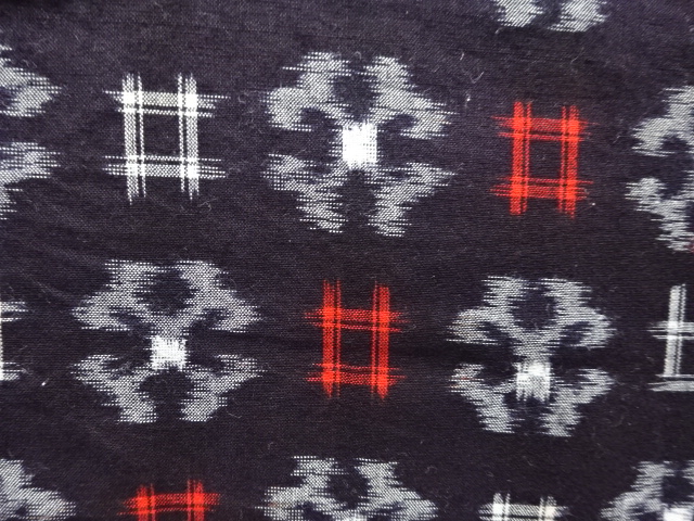  アンティーク　木綿本場久留米絣　井桁に抽象模様単衣着物